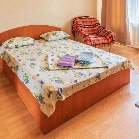 Квартира По Адресу Приозерная 8 Б Оболонь Kiev Ngoại thất bức ảnh