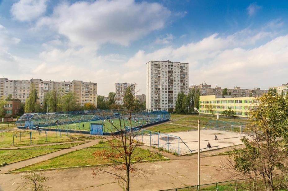 Квартира По Адресу Приозерная 8 Б Оболонь Kiev Ngoại thất bức ảnh